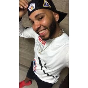 Meet your Posher, Edgardo